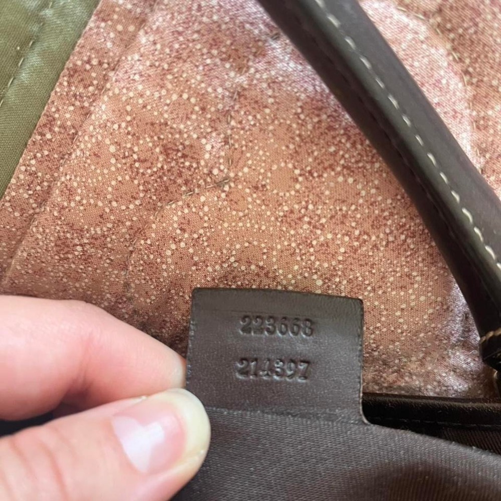 Gucci GG Supreme Tote Bag - Picture 8 of 8